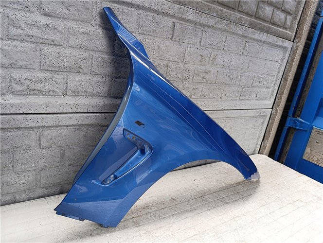 BMW IV 4 F32 F33 F36 BŁOTNIK PRAWY PRZEDNI ORYGINAŁ (17665102840)