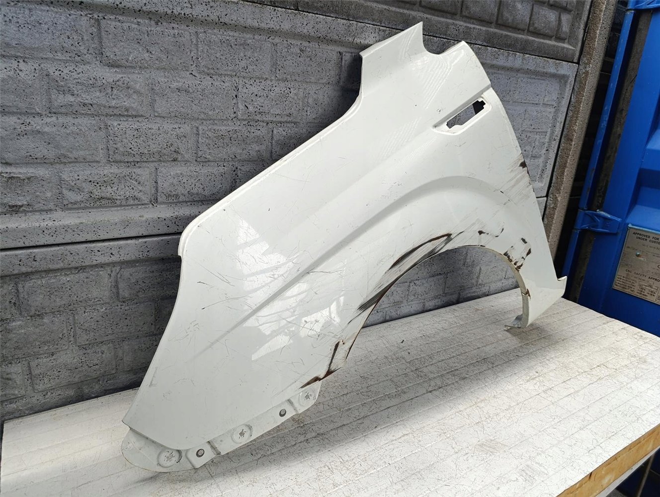 BŁOTNIK PRZEDNI LEWY SSANGYONG RODIUS 2 LIFT 2015-19 ORYGINAŁ (17665115115)