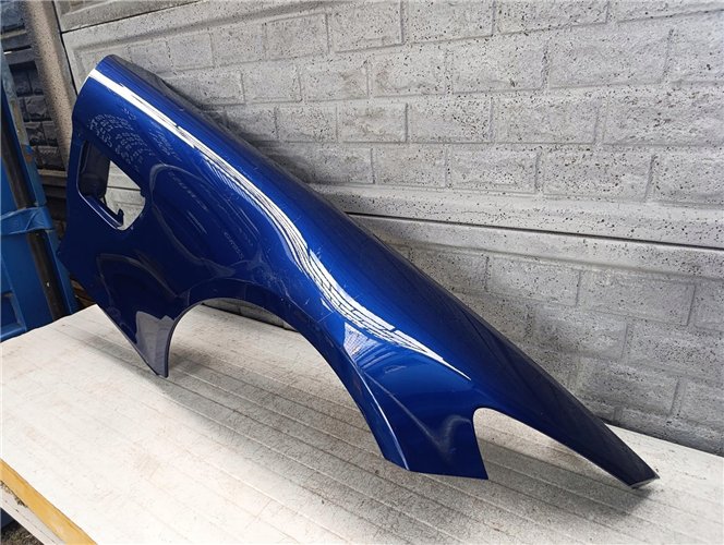 MERCEDES AMG GT BŁOTNIK PRAWY PRZEDNI ORYGINAŁ (17665153664)