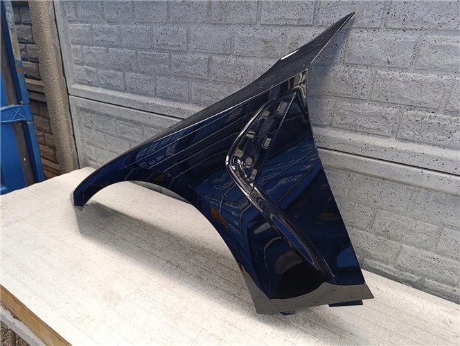 BMW M3 G80 BŁOTNIK LEWY PRZEDNI ORYGINAŁ (17665174219)