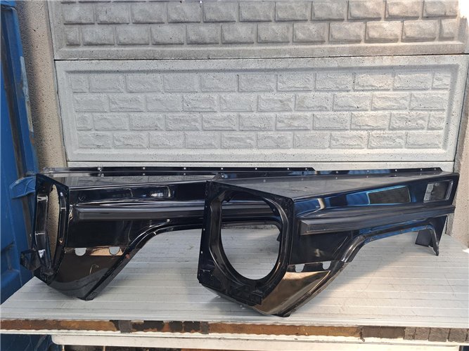 MERCEDES G-KLASA W463 BŁOTNIK PRZEDNI LEWY ORYGINAŁ (17665212233)