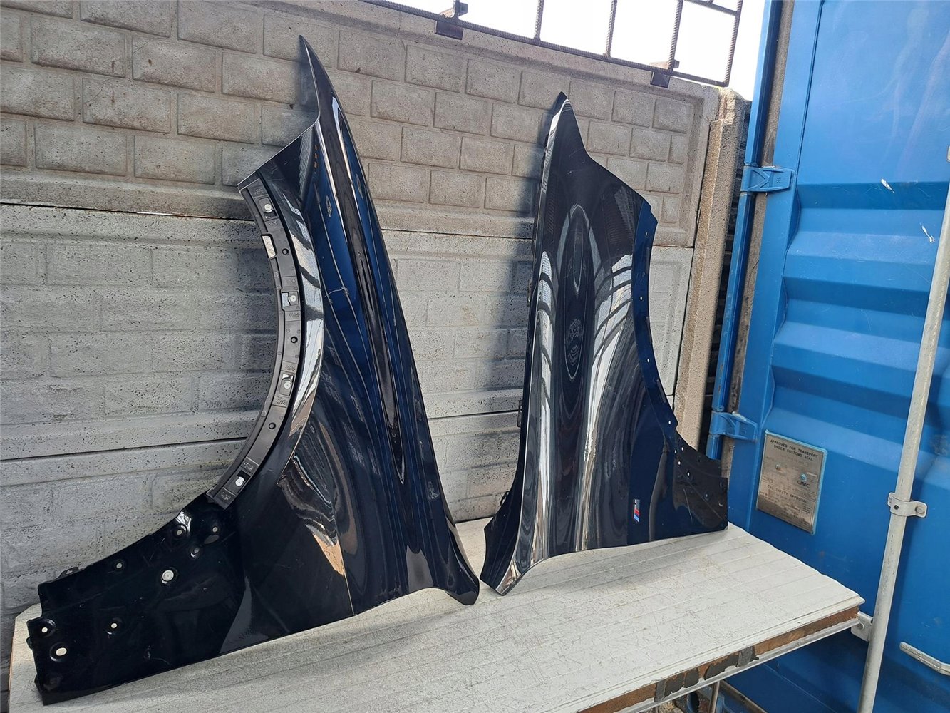 BMW X7 G07 2020-24 BŁOTNIK PRZEDNI LEWY ORYGINAŁ (17672026958)