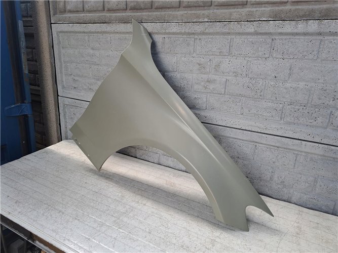 MERCEDES C KLASA W205 14-20 BŁOTNIK PRAWY PRZEDNI NOWY ORYGINAŁ (17672051459)