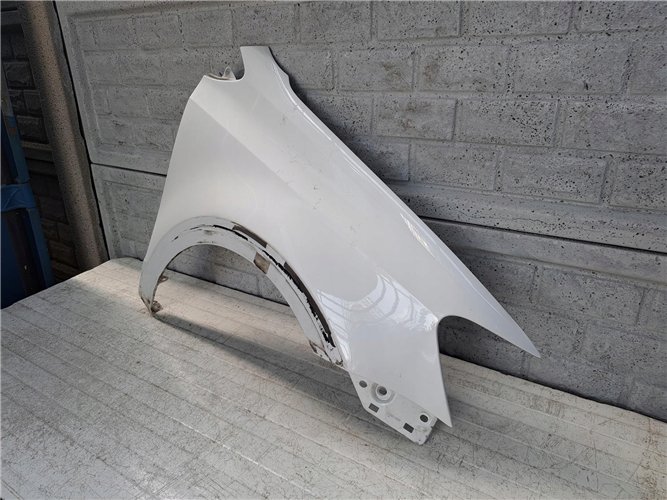 VW POLO 6R0 2009 - 2017 BŁOTNIK PRZEDNI PRAWY ORYGINAŁ (17672073406)