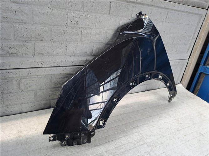 SSANGYONG TIVOLI 2015-19 BŁOTNIK LEWY PRZEDNI ORYGINAŁ (17672095506)