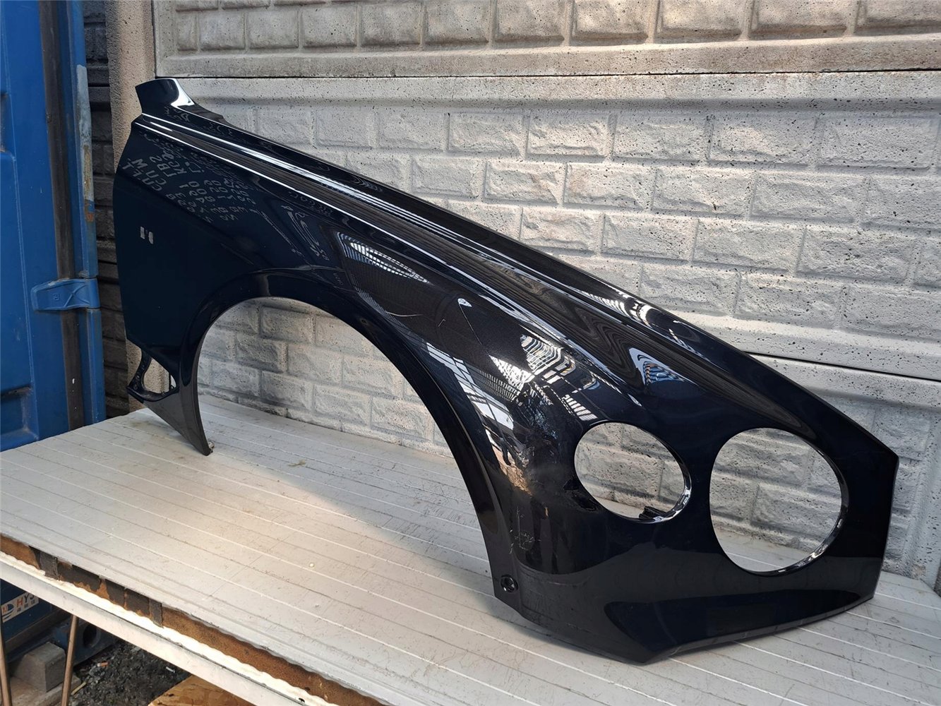 BENTLEY CONTINENTAL GT 3SD 2019- BŁOTNIK PRAWY ORYGINAŁ (17676253398)