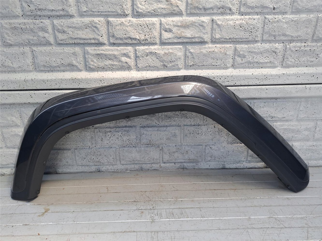 JEEP WRANGLER po 18 r listwa prawy tył ORYGINAŁ (17676260225)