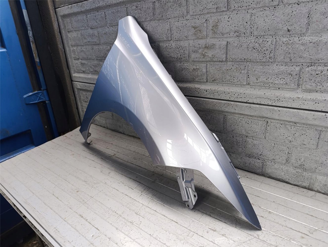 LEXUS ES 300H 18-24 BŁOTNIK PRZEDNI PRAWY ORYGINAŁ (17676276243)