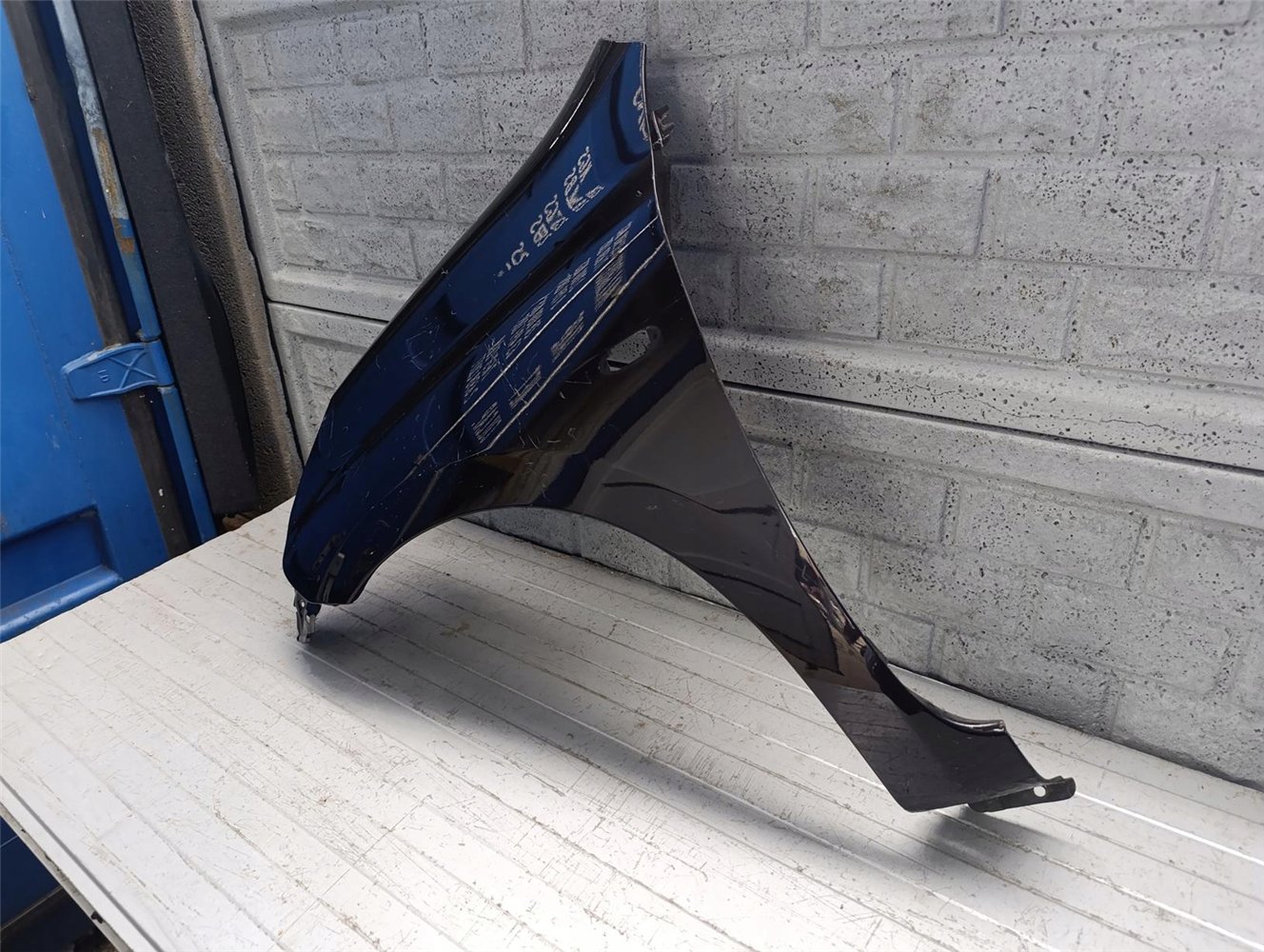 NISSAN MICRA K13 LIFT 13-18 BŁOTNIK PRZEDNI LEWY ORYGINAŁ (17676280647)