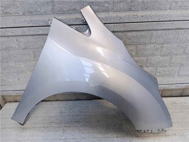 TOYOTA VERSO LIFT BŁOTNIK PRZEDNI PRAWY ORYGINAŁ (17681674480)