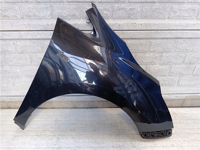 TOYOTA VERSO BŁOTNIK PRZEDNI PRAWY ORYGINAŁ (17681677976)