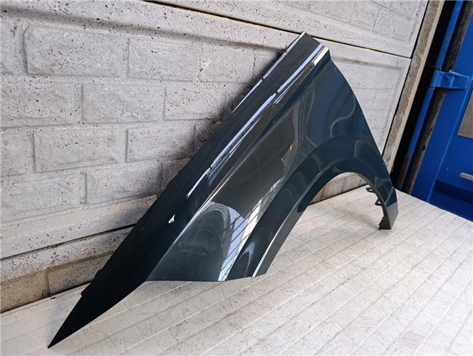 SEAT ATECA BŁOTNIK LEWY PRZEDNI ORYGINAŁ (17681680325)