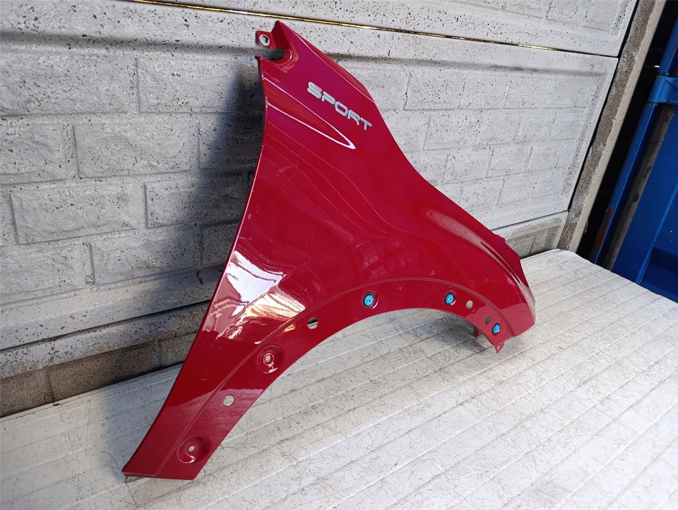 FIAT 500X 500 X 2014-2024 BŁOTNIK PRZEDNI PRAWY ORYGINAŁ (17681710091)