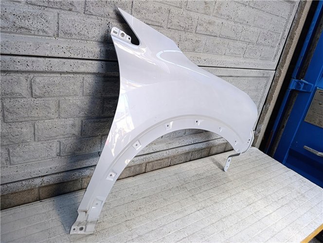 MITSUBISHI ECLIPSE CROSS 2021- BŁOTNIK PRZÓD PRAWY ORYGINAŁ (17681715841)