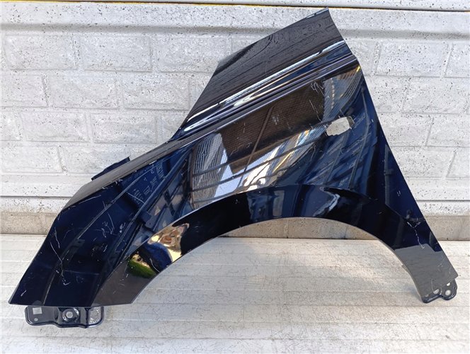 SUZUKI SWIFT Mk9 BŁOTNIK PRZEDNI LEWY ORYGINAŁ (17681748007)