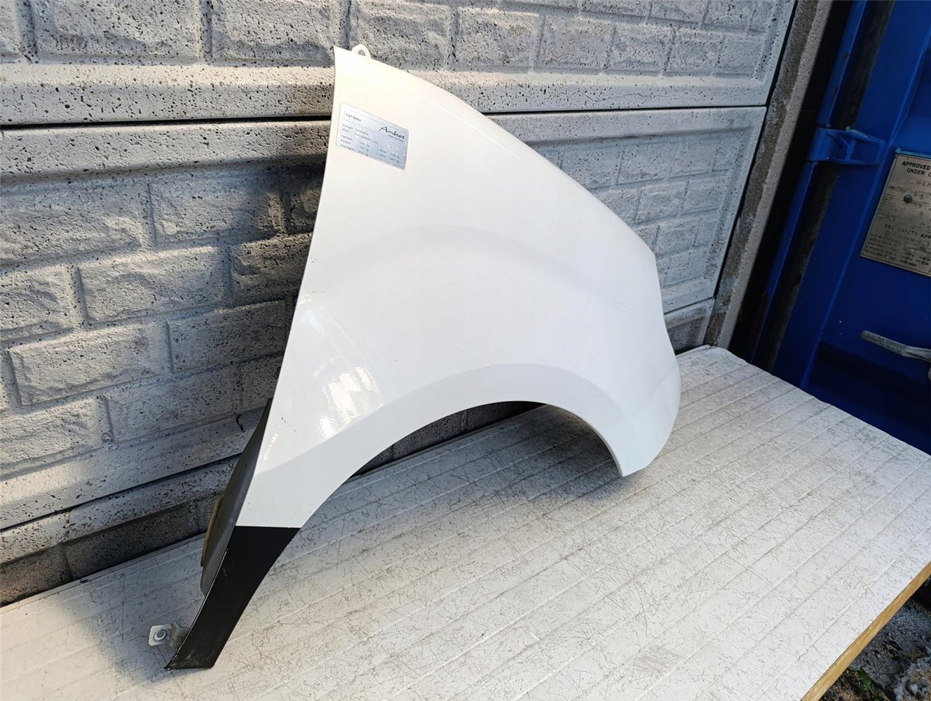 FIAT DOBLO COMBO 15-22 LIFT BŁOTNIK PRZEDNI PRAWY ORYGINAŁ (17681797006)