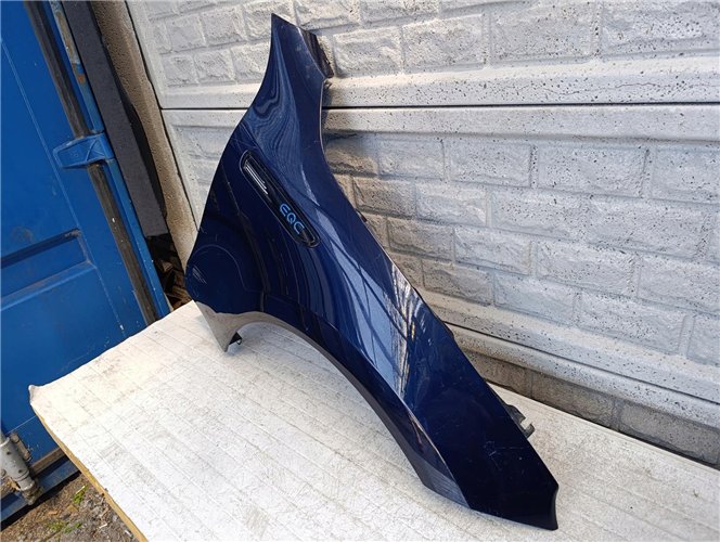 MERCEDES EQC W293 W 293 BŁOTNIK PRZEDNI PRAWY ORYGINAŁ (17681883239)