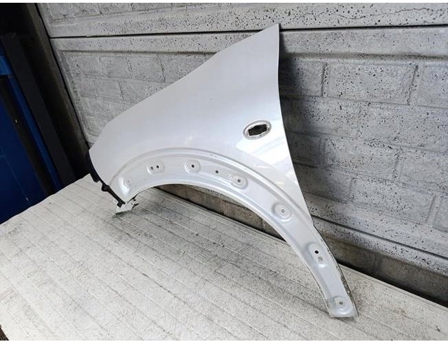 CITROEN C4 CACTUS BŁOTNIK LEWY PRZEDNI ORYGINAŁ (17690686990)