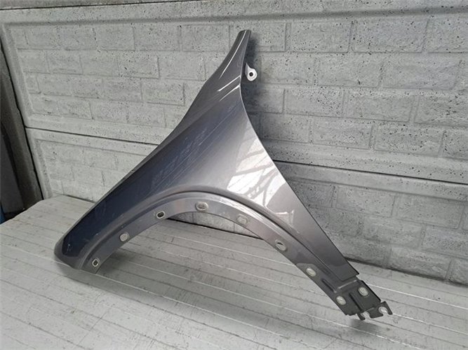 MERCEDES EQB X243 W243 BŁOTNIK PRZEDNI LEWY ORYGINAŁ (17694599813)