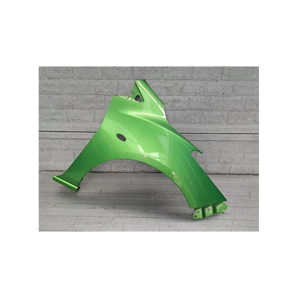 MAZDA 2 II 2007-2015 BŁOTNIK PRAWY PRZEDNI ORYGINAŁ (17694601353)