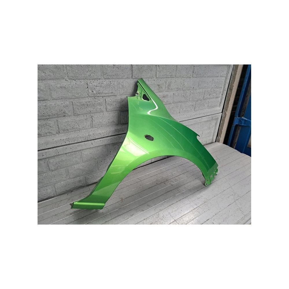 MAZDA 2 II 2007-2015 BŁOTNIK PRAWY PRZEDNI ORYGINAŁ (17694601353)