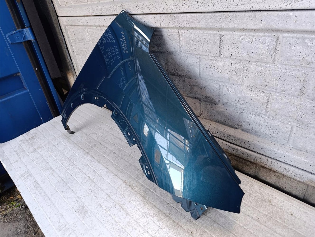 CITROEN C5 AIRCROSS BŁOTNIK PRAWY PRZEDNI ORYGINAŁ (17694637680)