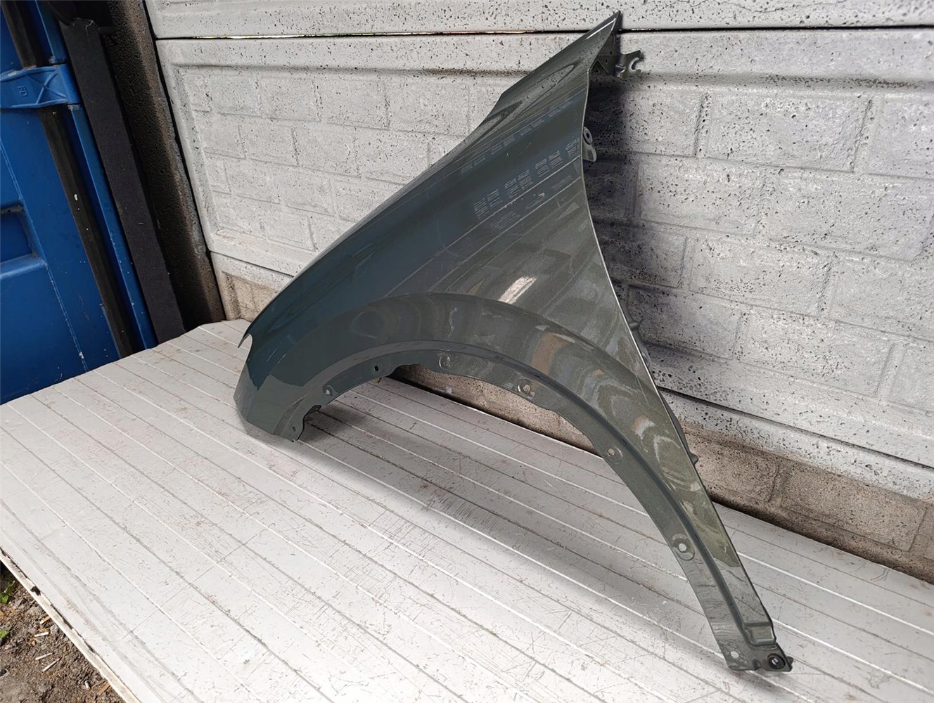 VW TIGUAN III 3 2024- BŁOTNIK PRZEDNI LEWY ORYGINAŁ (17697467705)