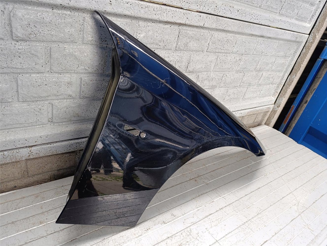 BŁOTNIK PRZEDNI PRAWY BMW 3 E90 E91 2004-12 ORYGINAŁ (17697486715)