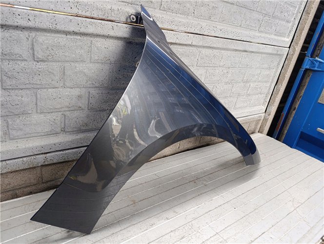 AUDI A6 E-TRON 2024- BŁOTNIK PRAWY PRZEDNI ORYGINAŁ (17697498229)