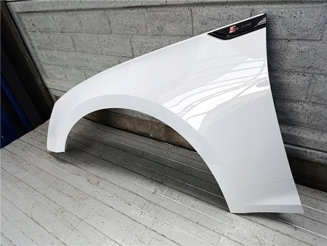 AUDI A5 8W6 F5 16-24 BŁOTNIK LEWY PRZEDNI ORYGINAŁ (17700027301)