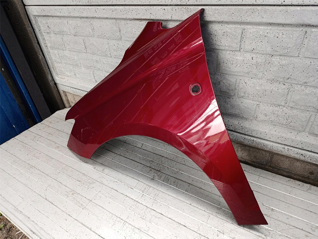 VW CADDY 5 V 21-25 BŁOTNIK PRZEDNI LEWY ORYGINAŁ (17700043196)