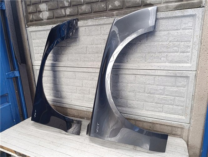 AUDI A8 D4 09-17 BŁOTNIK PRZEDNI PRAWY ORYGINAŁ (17700054661)