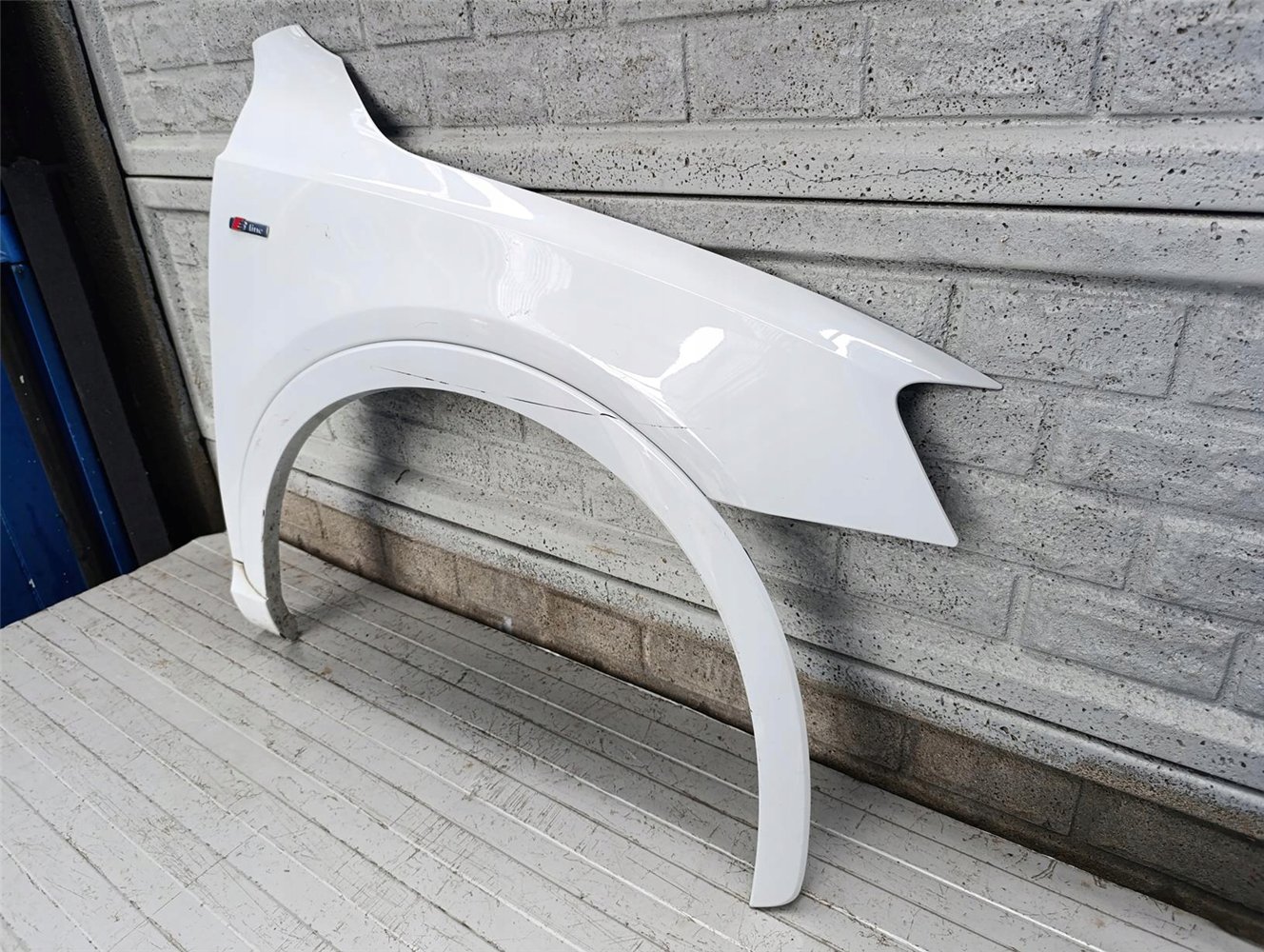 AUDI Q3 8U0 2011-2018 BŁOTNIK PRZEDNI PRAWY ORYGINAŁ (17700059944)