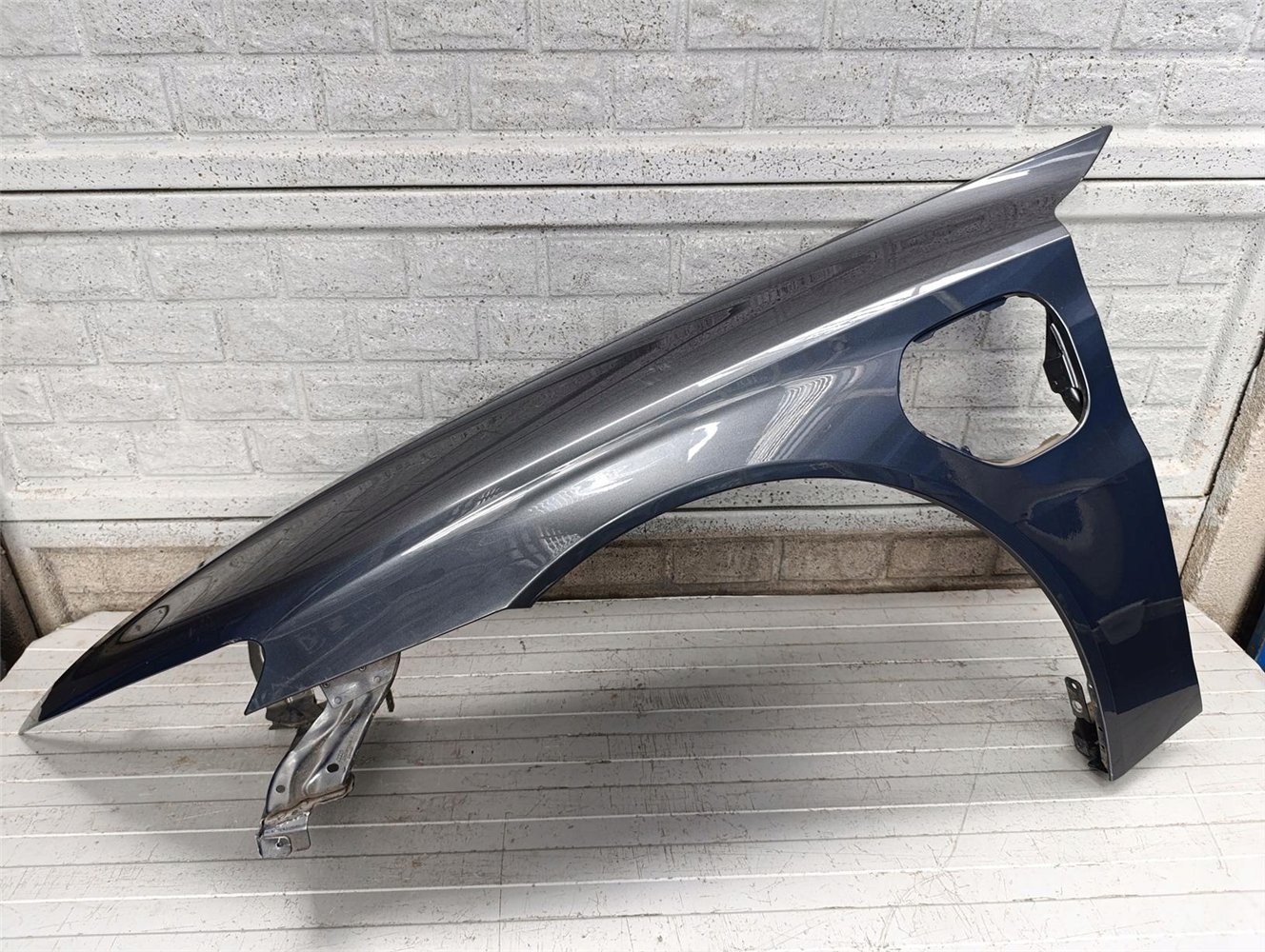 AUDI E-TRON GT ETRON RS 4J3 BŁOTNIK LEWY PRZEDNI ORYGINAŁ (17702717578)