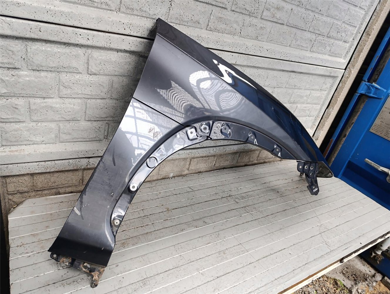 LEXUS RZ 2022-25 BŁOTNIK PRAWY PRZEDNI ORYGINAŁ (17713066564)