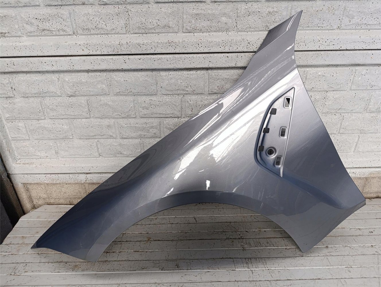 BMW M3 G80 BŁOTNIK LEWY PRZEDNI ORYGINAŁ (17713071991)