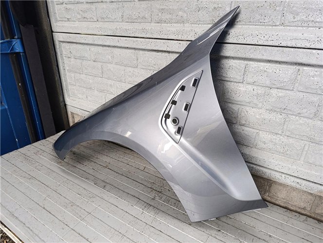 BMW M3 G80 BŁOTNIK LEWY PRZEDNI ORYGINAŁ (17713071991)