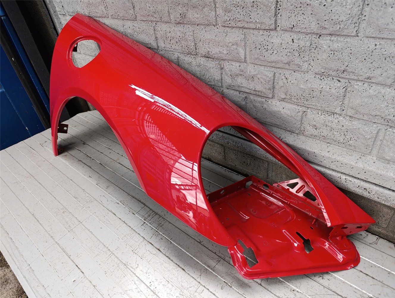 PORSCHE CARRERA 911 991 BŁOTNIK PRZEDNI PRAWY ORYGINAŁ (17713076698)