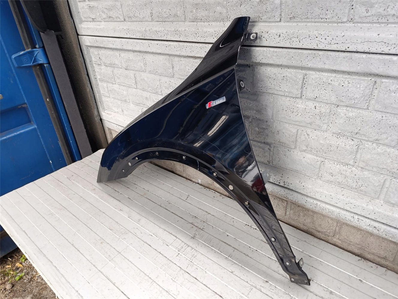 AUDI Q3 8U0 2011-2018 BŁOTNIK PRZEDNI LEWY ORYGINAŁ (17713085374)