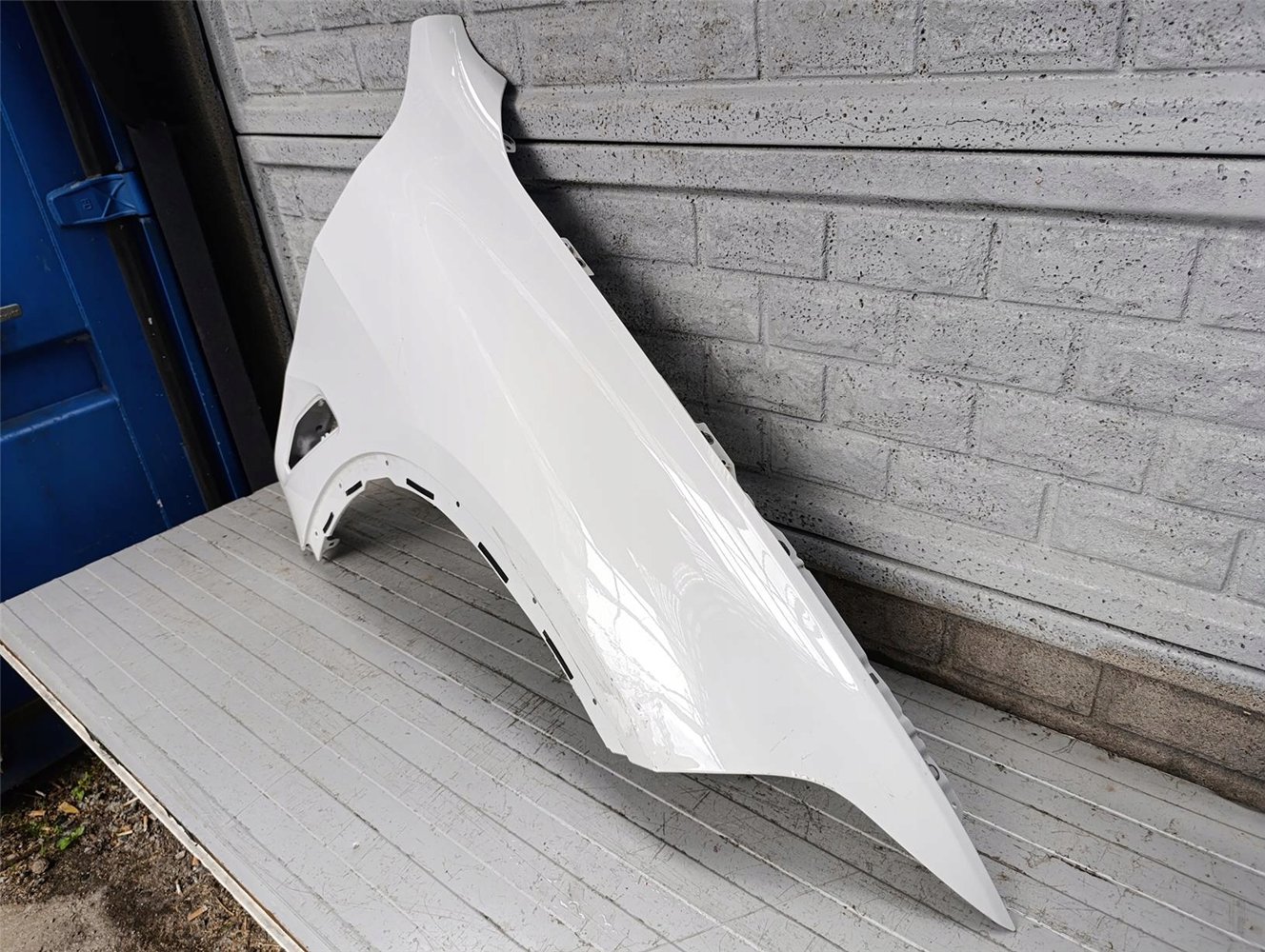 BMW X5 G05 2019-2025 BŁOTNIK PRZEDNI PRAWY ORYGINAŁ (17713093783)