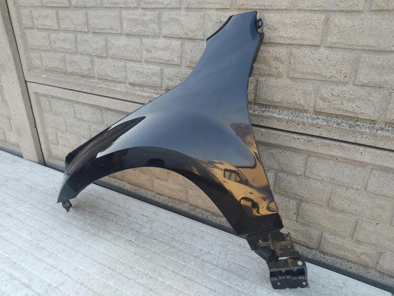 SUZUKI GRAND VITARA LIFT 05-14 BŁOTNIK LEWY PRZÓD - (12314744787)