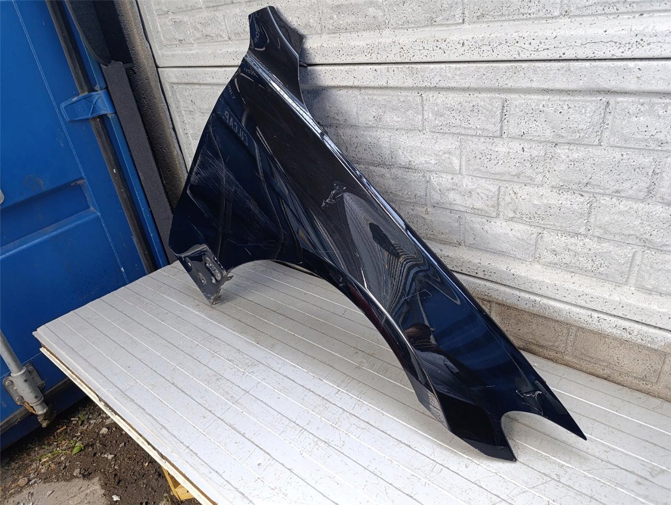 BMW 6 VI GT G-32 17-22 BŁOTNIK PRAWY PRZÓD ORYGINAŁ (17715646961)