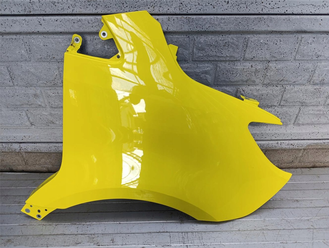 MERCEDES SPRINTER 907 910 18-24 BŁOTNIK PRAWY ORYGINAŁ (17715654377)