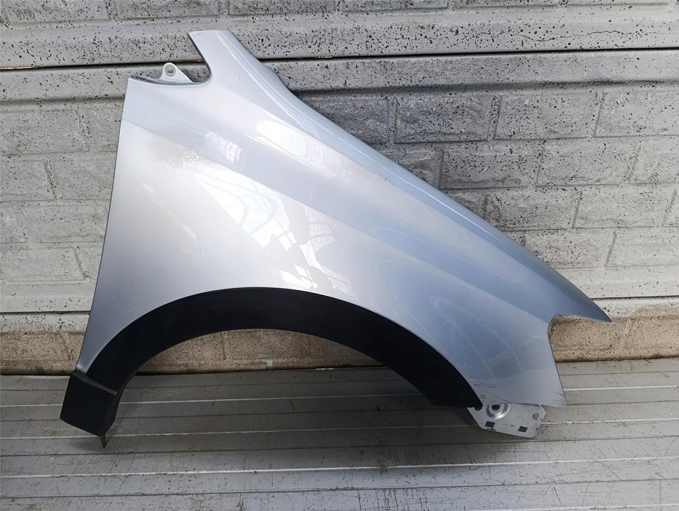 VW POLO CROSS 6R0 2009 - 2017 BŁOTNIK PRZEDNI PRAWY ORYGINAŁ (17715658356)