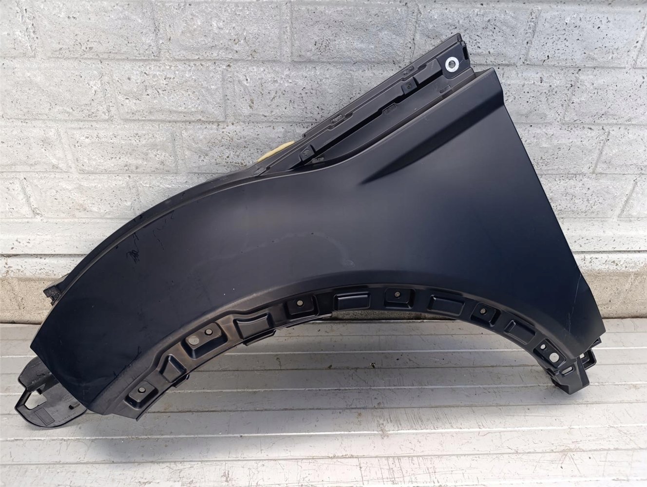 LAND ROVER EVOQUE 12-18 BŁOTNIK PRZEDNI LEWY NOWY ORYGINAŁ (17718170146)