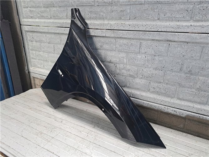 BMW X1 E84 2008-2013 BŁOTNIK PRAWY PRZEDNI ORYGINAŁ (17718174245)