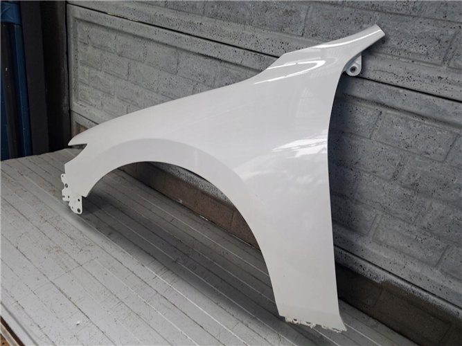 MAZDA III 3 2019 -2025 HB BŁOTNIK LEWY PRZEDNI ORYGINAŁ (17718179843)