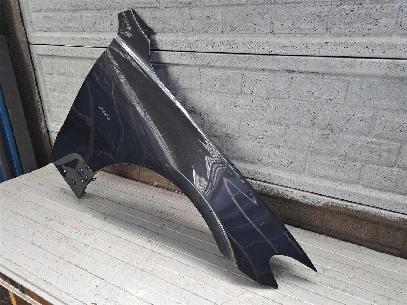 BMW 6 VI GT G-32 17-23 BŁOTNIK PRAWY PRZÓD ORYGINAŁ (17718191417)