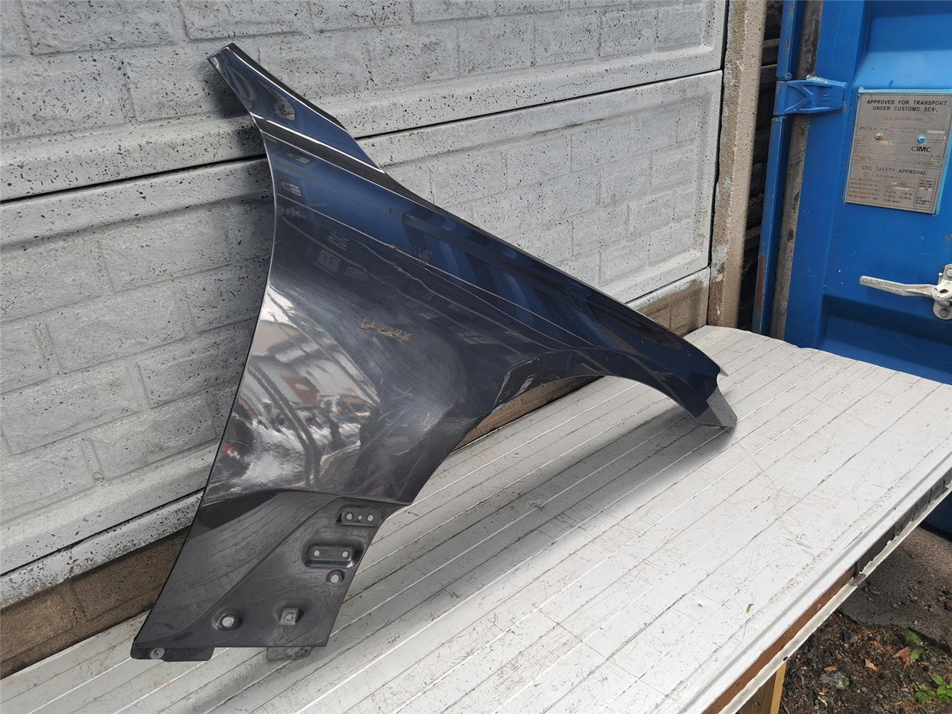 BMW 6 VI GT G-32 17-23 BŁOTNIK PRAWY PRZÓD ORYGINAŁ (17718191417)