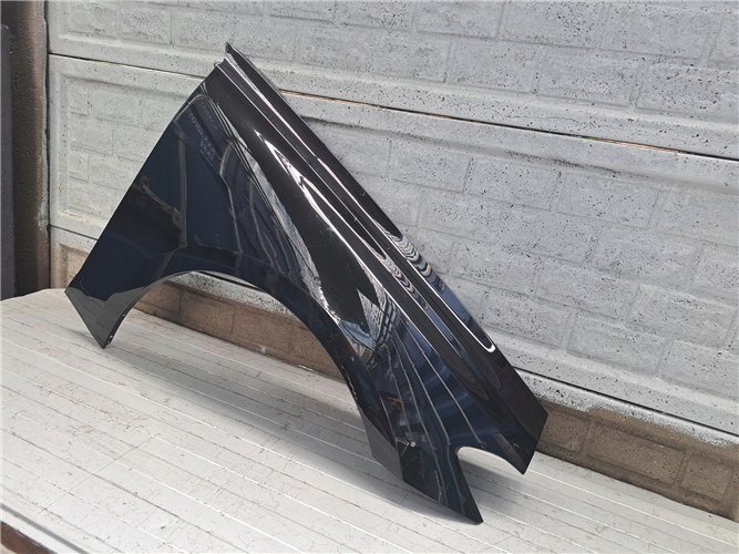 AUDI A5 3 B10 2024- BŁOTNIK PRAWY PRZEDNI ORYGINAŁ (17718208861)